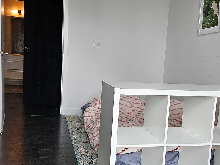 297 College St #1221 — Photo 4