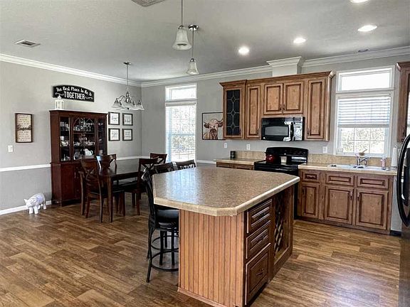 5th image of 162 Shepherdwood Dr