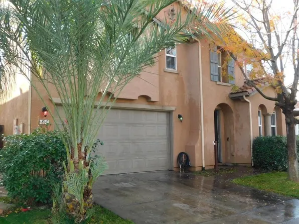 824 Pear St, Madera, CA 93638