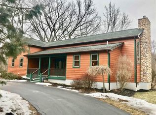 9140 Tonawanda Creek Rd, Clarence Center, NY