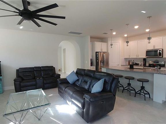 4th image of 16063 Palmetto Prairie Dr