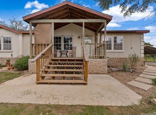 357 Dallas St, Bandera, TX 78003