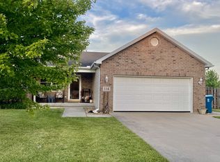 114 Claret Knoll Ave, Oglesby, IL 61348