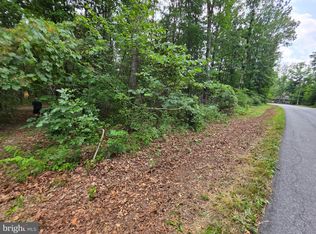 Getaway Rd, Hedgesville, WV 25427