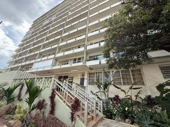 445 Kaiolu St, Honolulu, HI