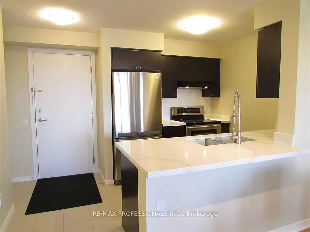 2 bed, $2,850 — Photo 4