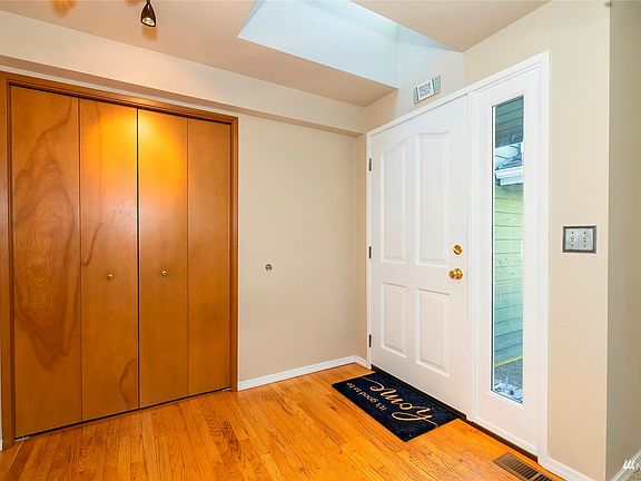 3rd image of 2773 SE Arthur Ct