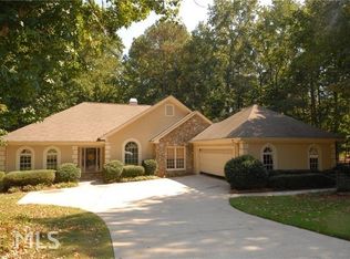 555 Terrace Oaks Dr, Roswell, GA 30075