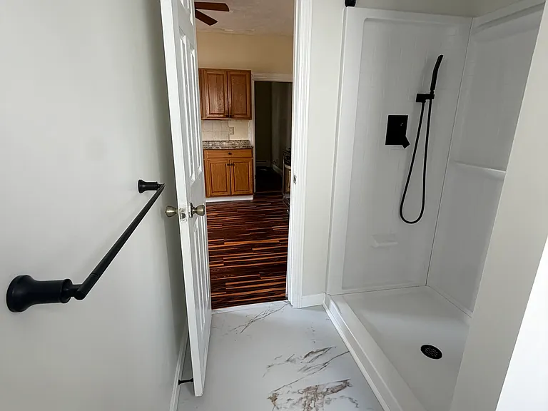 37 Bowers St #1 — Photo 7