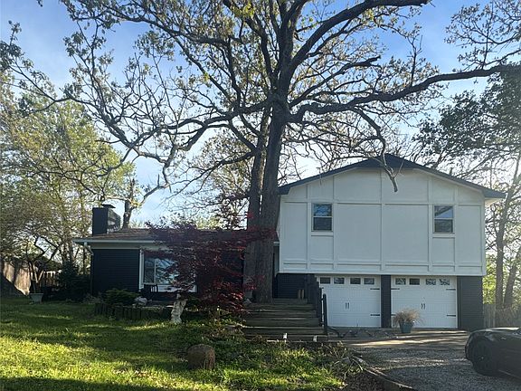 2nd image of 14034 E Clearview Rd