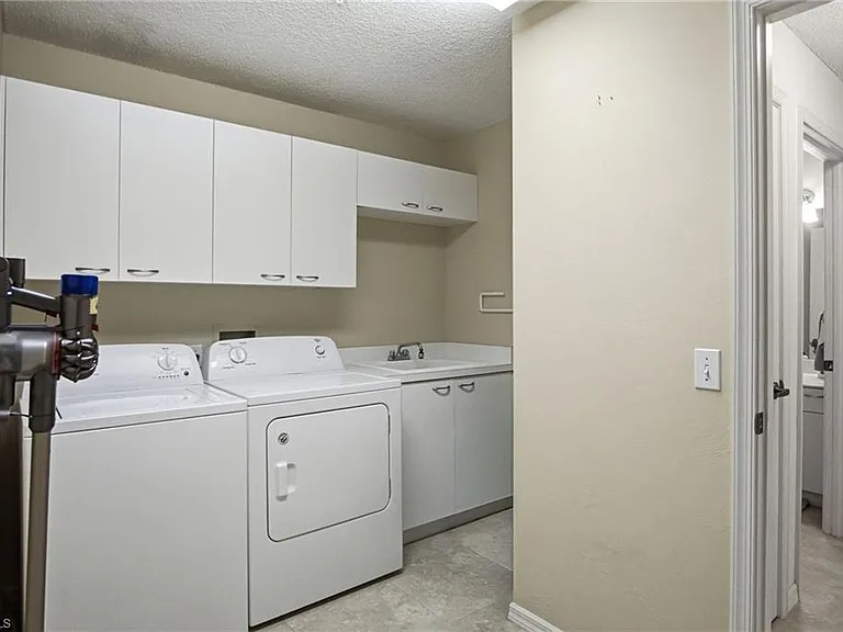 77 Silver Oaks Cir #8102 — Photo 18