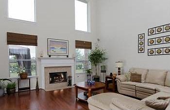 3rd image of 4607 Treasure Ln