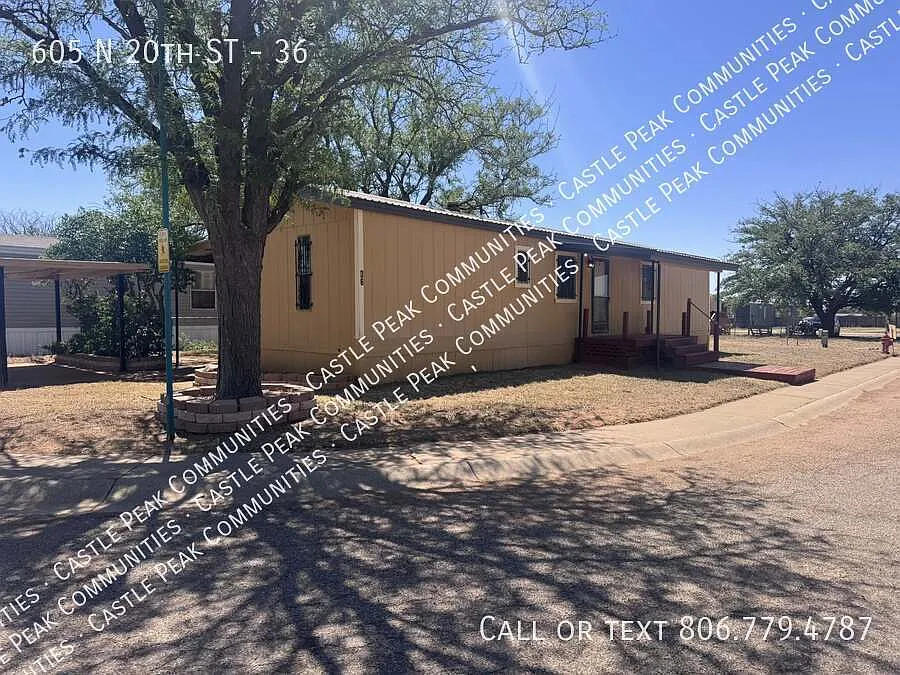 Photo 2 of 5 - 605 N 20th St #36 - Slaton, TX Building Photo - 605 N 20th St #36