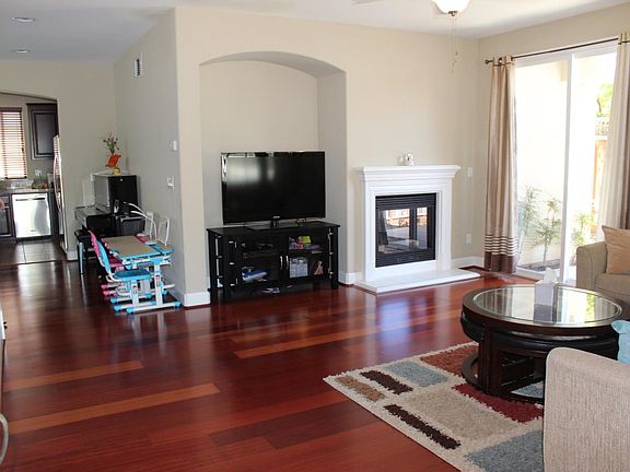 4th image of 3044 Leigh Ave