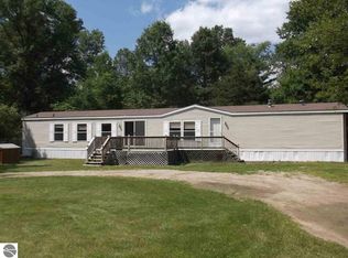 2221 Shirley Dr, Prescott, MI 48756