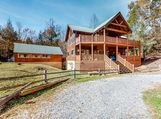 2556 Treehouse Ln #24, Sevierville, TN 37876