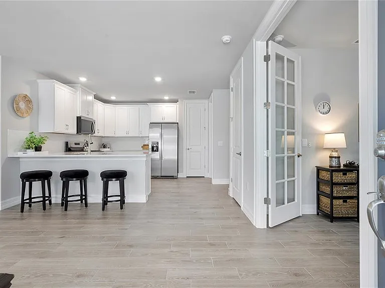 17639 Wild Iris Ln — Photo 4