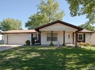 1243 Kingsford Dr, Florissant, MO