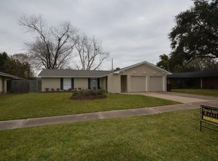 1118 Sandpiper Dr, Seabrook, TX 77586