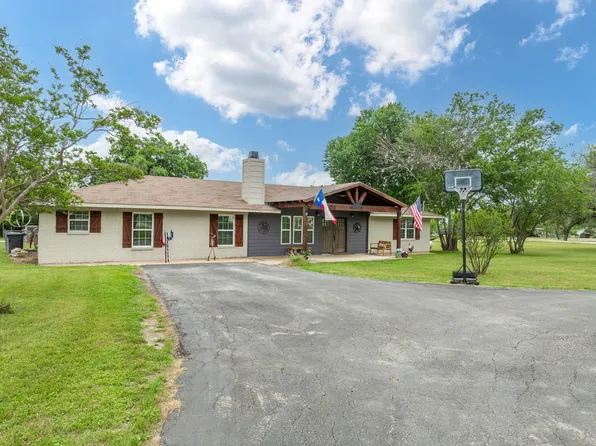 704 Lyndon Dr, Woodway, TX 76712