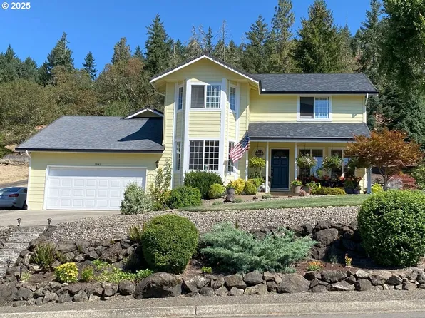 1841 E 6th Ave, Sutherlin, OR 97479