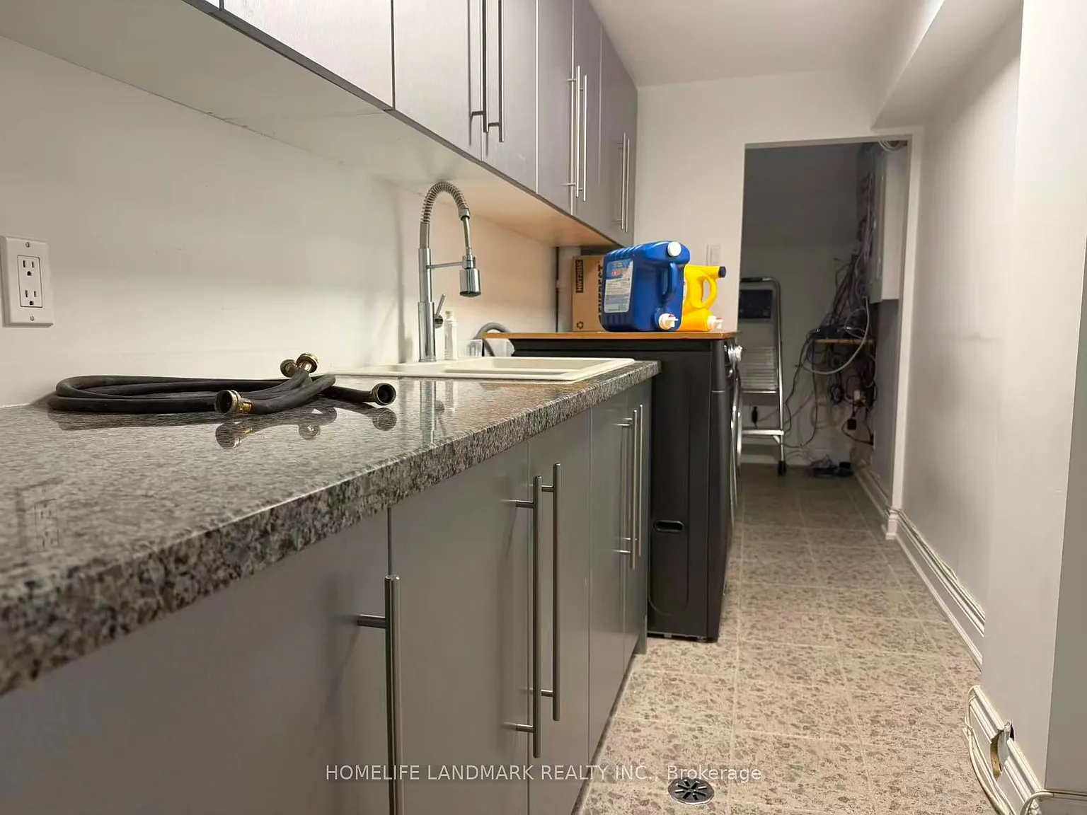 2 bed, $1,800 — Photo 2
