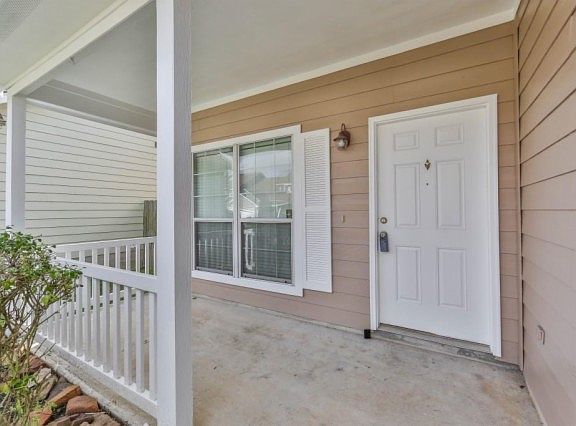 4th image of 21335 Berry Vine St
