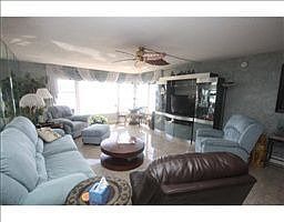 4th image of 634 Edgewater Dr Unit 543