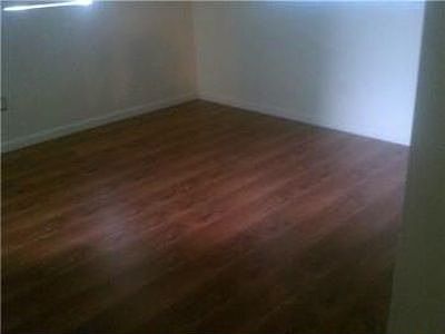 5th image of 20411 NE 14th Ave