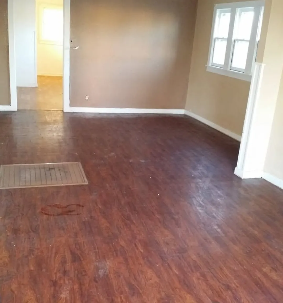 4 bed, 1.5 bath, $975 — Photo 3