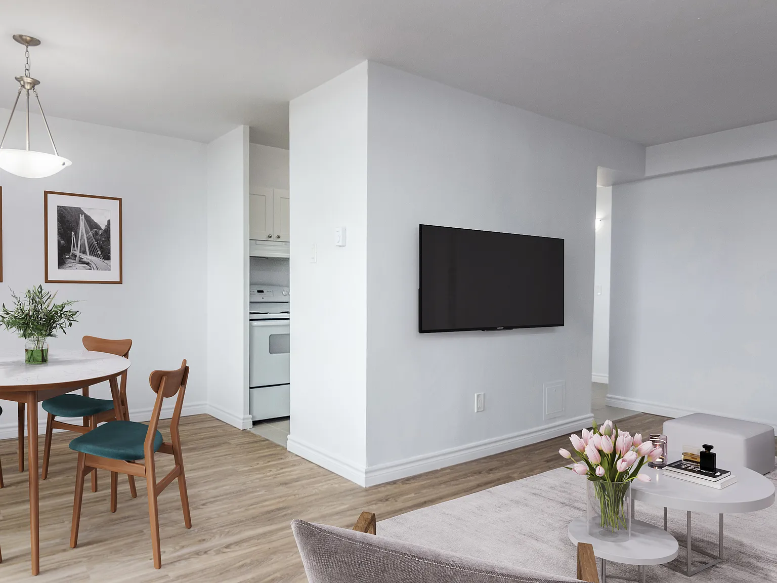 Westdale Apartments — Photo 3