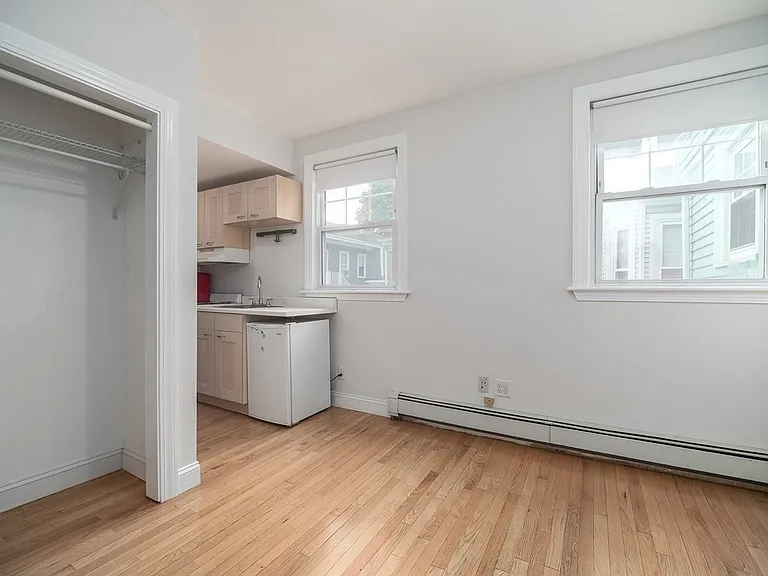 50 Columbus Ave #4B — Photo 5