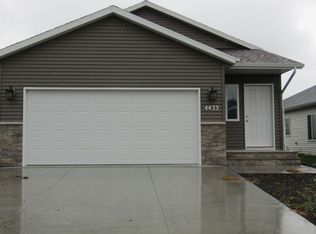 4433 19th St S, Moorhead, MN 56560