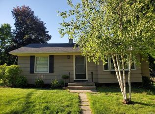 200 McClennan Dr, Fayetteville, NY 13066