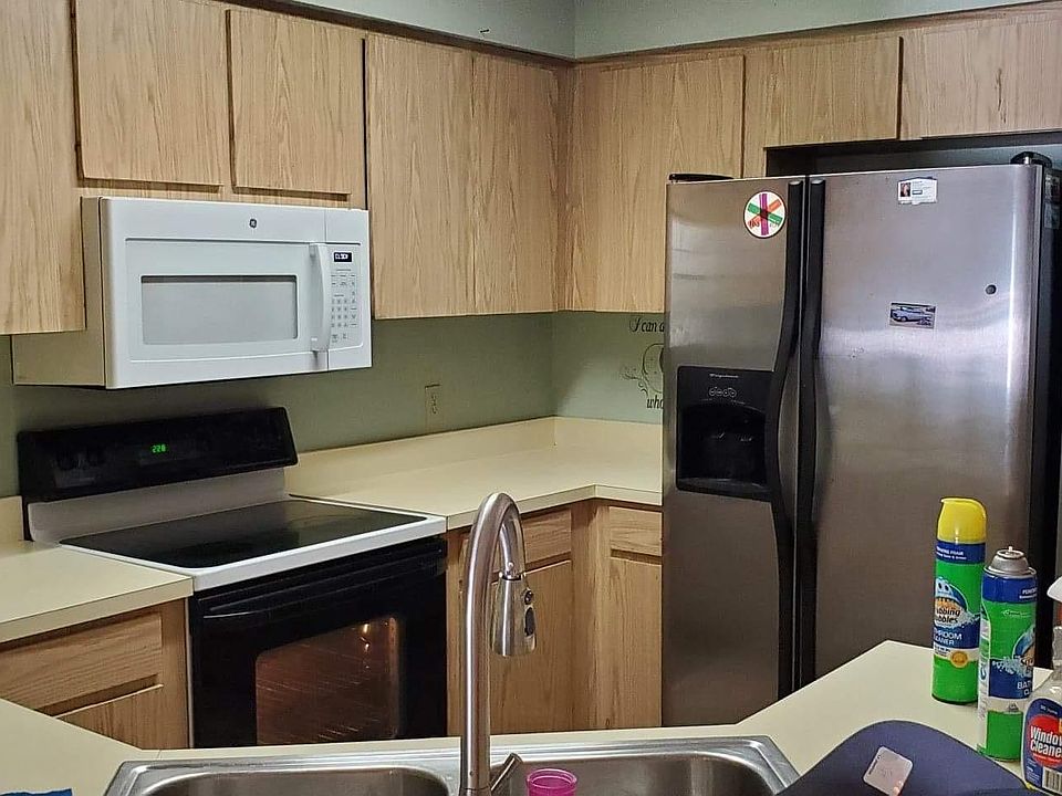 1st image of 706 Highland Gardens Ln