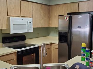 706 Highland Gardens Ln, Lakeland, FL 33813