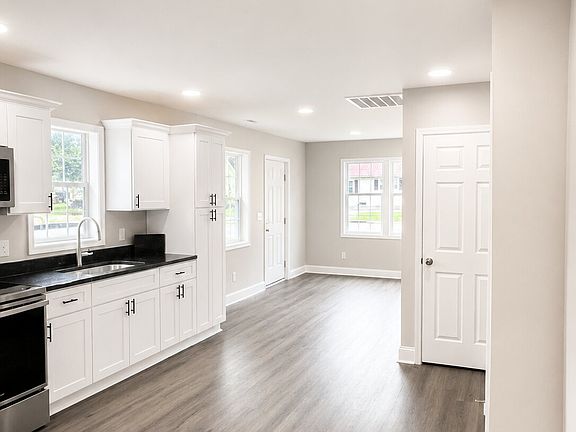 3rd image of 227 E Park Ave #A