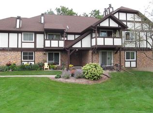 7345 Century Pl #B-102, Middleton, WI 53562