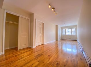 193 E 40th St #1, Brooklyn, NY 11203