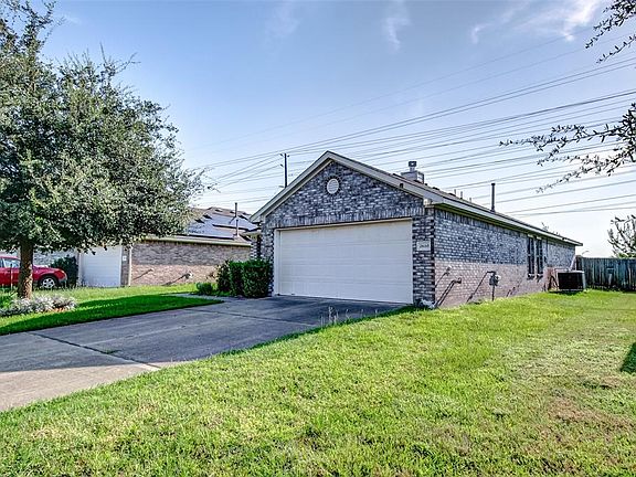 2nd image of 2610 Seahorse Bend Dr
