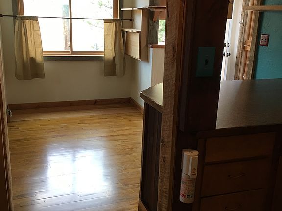 5th image of 442 Milton Way