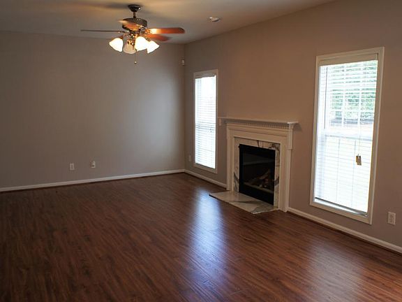 5th image of 1841 Chinchester Ln