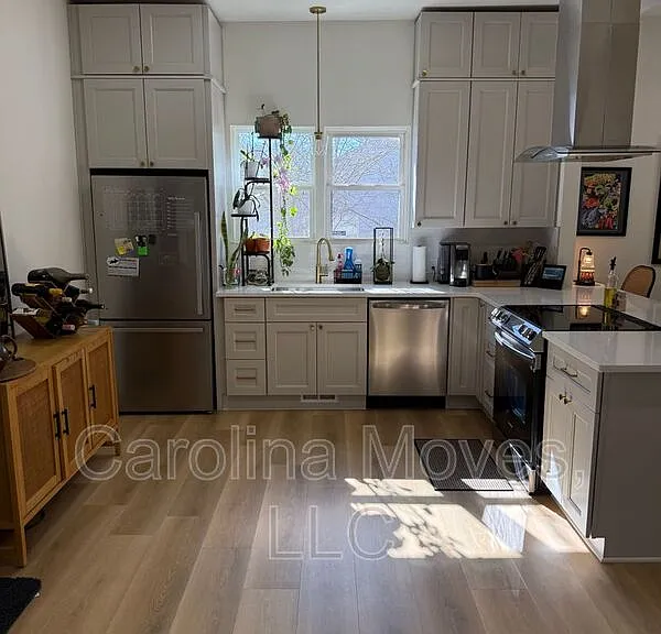 6 10th St — Photo 7