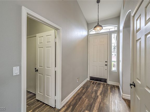 5th image of 4731 Norwegian St