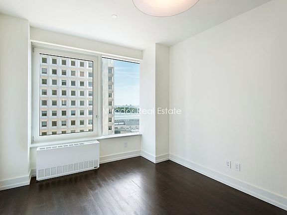 4th image of 2 Water St APT 12h