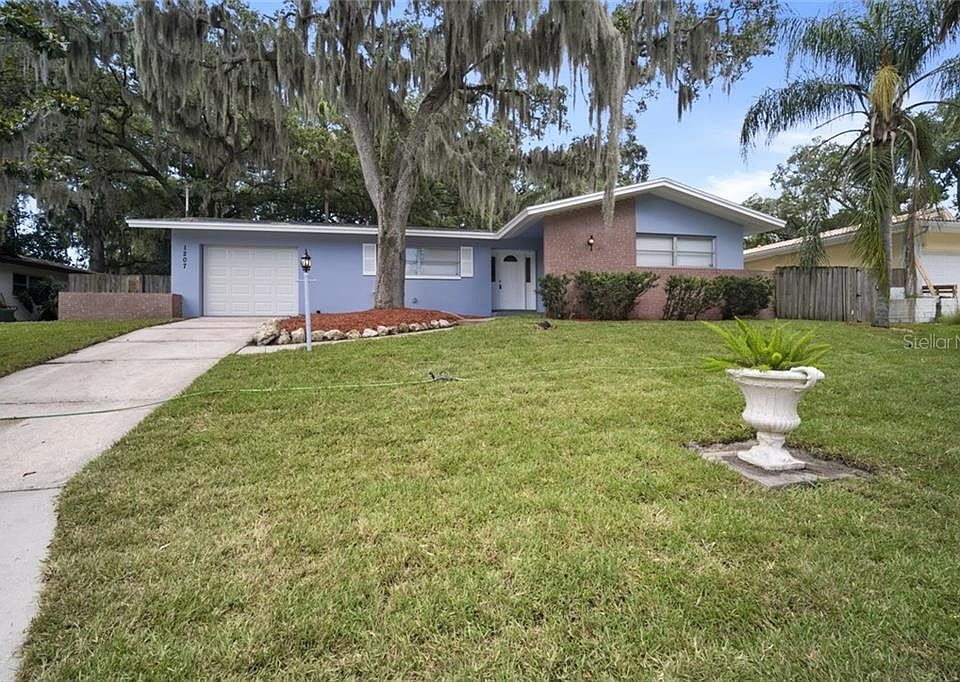 1st image of 1207 Kapok Kove Cir