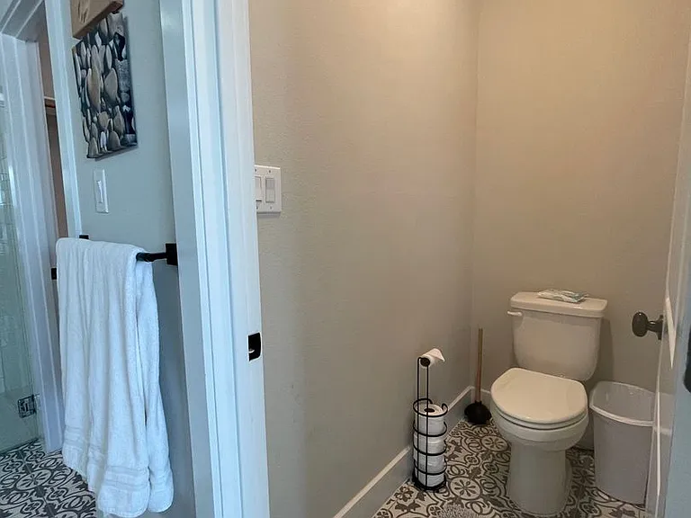 1220 Diamondhead Dr — Photo 13