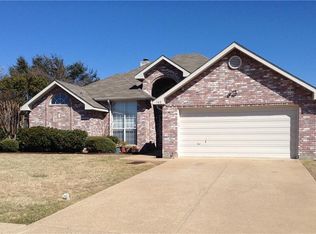 160 Summerhill Dr, Rockwall, TX 75032