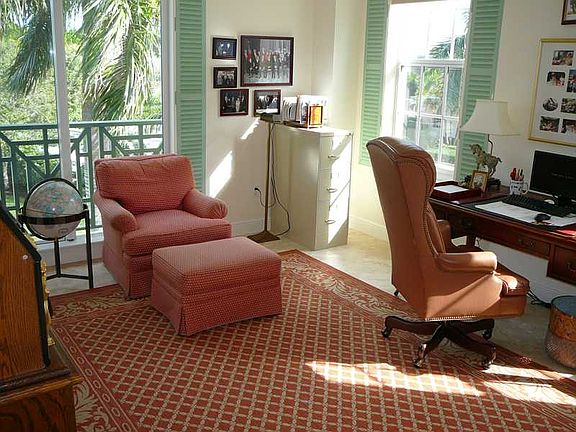 5th image of 9043 Somerset Bay Ln APT 301