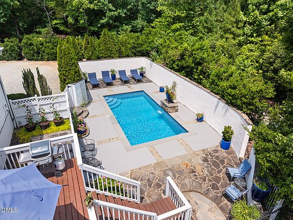 5th image of 3509 Acorn Dr